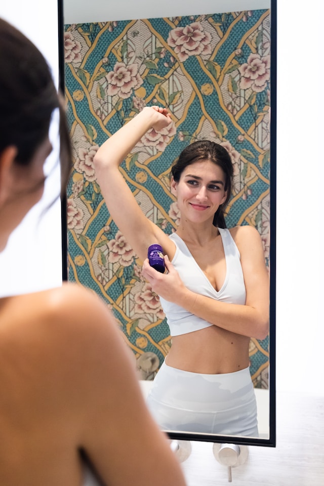Maximizing the Power of Your Deodorant: Tricks for Long-Lasting Freshness