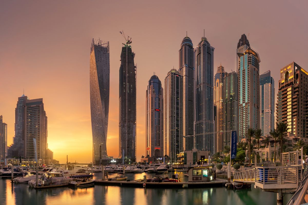 UAE Women Investors Achieve AED100 Billion Milestone, Real Estate Soars 50%