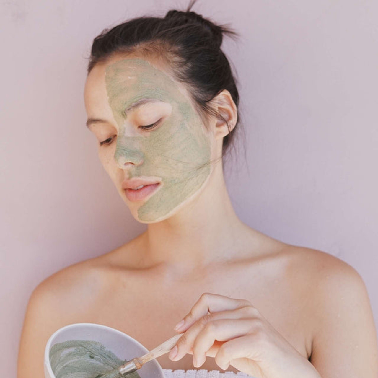 Earthly Elixirs: Integrating Different Clay Masks for Glowing Skin