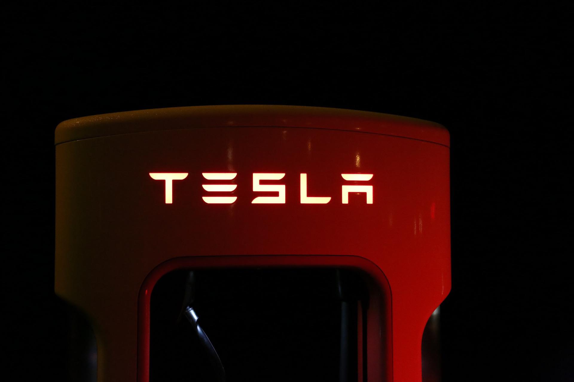Riding the Tesla and Nvidia Surge: Single-Stock ETFs Offer Supercharged Bets