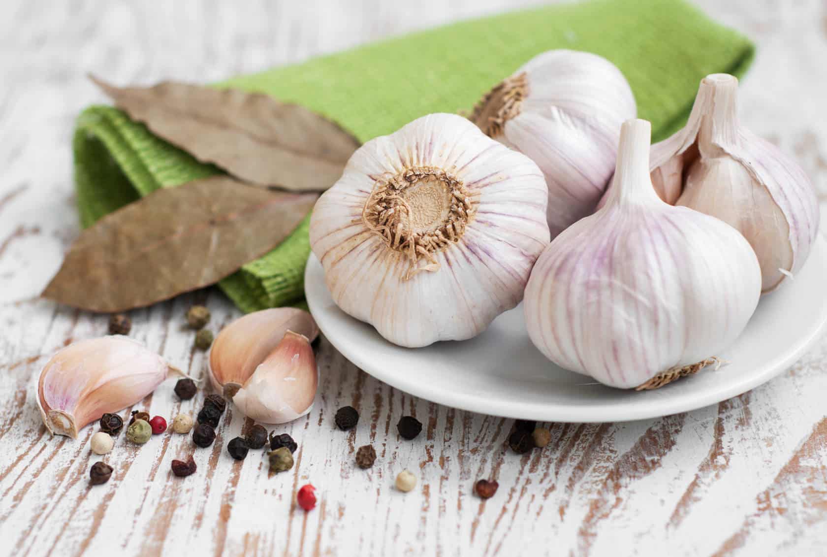 Nature’s Secret: Garlic’s 5 Miraculous Effects on Skin and Hair