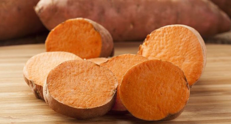 Sweet Potatoes and Blood Sugar: Impact on Glucose Levels Explored