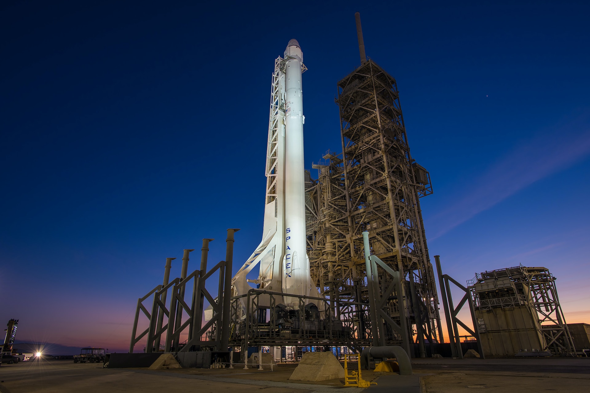 SpaceX’s Falcon Heavy Launches Classified US Military Spaceplane