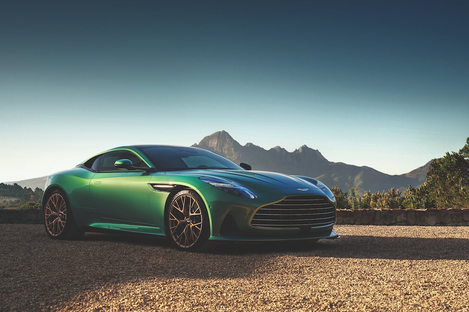 Revolutionizing Driving: The Allure of the 2024 Aston Martin DB12