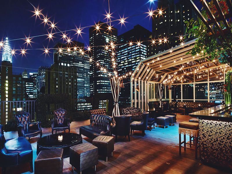 Best Rooftop Bars NYC Sky-High Views Cocktails