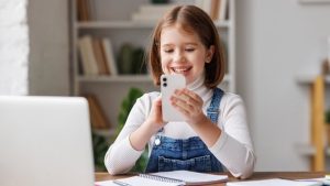  UK Children's Smartphone Ownership