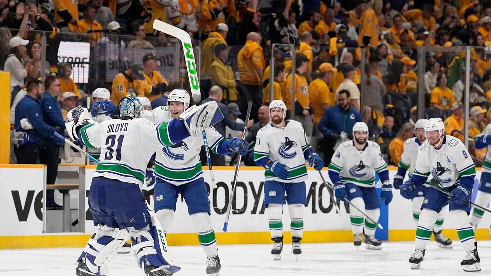 Boeser's Blitz: How a Hat Trick Clinched a Canucks Victory (and a Series Lead!)