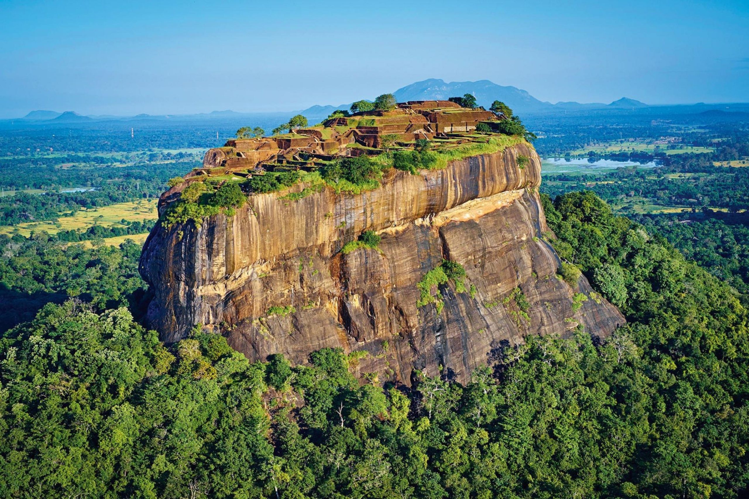 Discover the Wonders of Sir Lanka Travel and Culture Guide